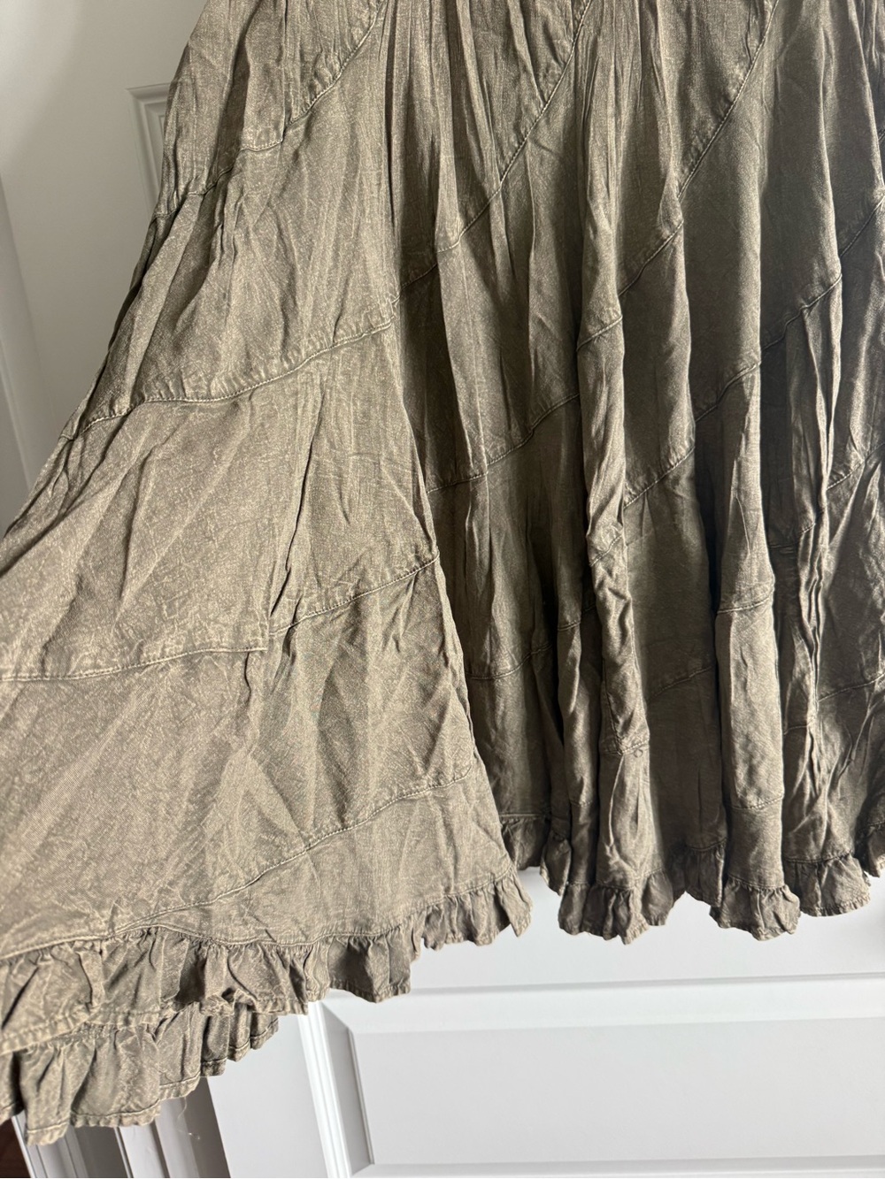 Young Threads Olive Green Boho Maxi Skirt Size Medium NWT - Picture 6 of 14